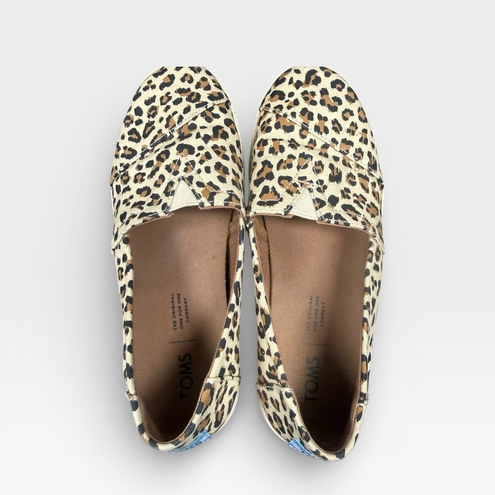 TOMS Animal Print Casual Slip-Ons - Picture 5 of 6